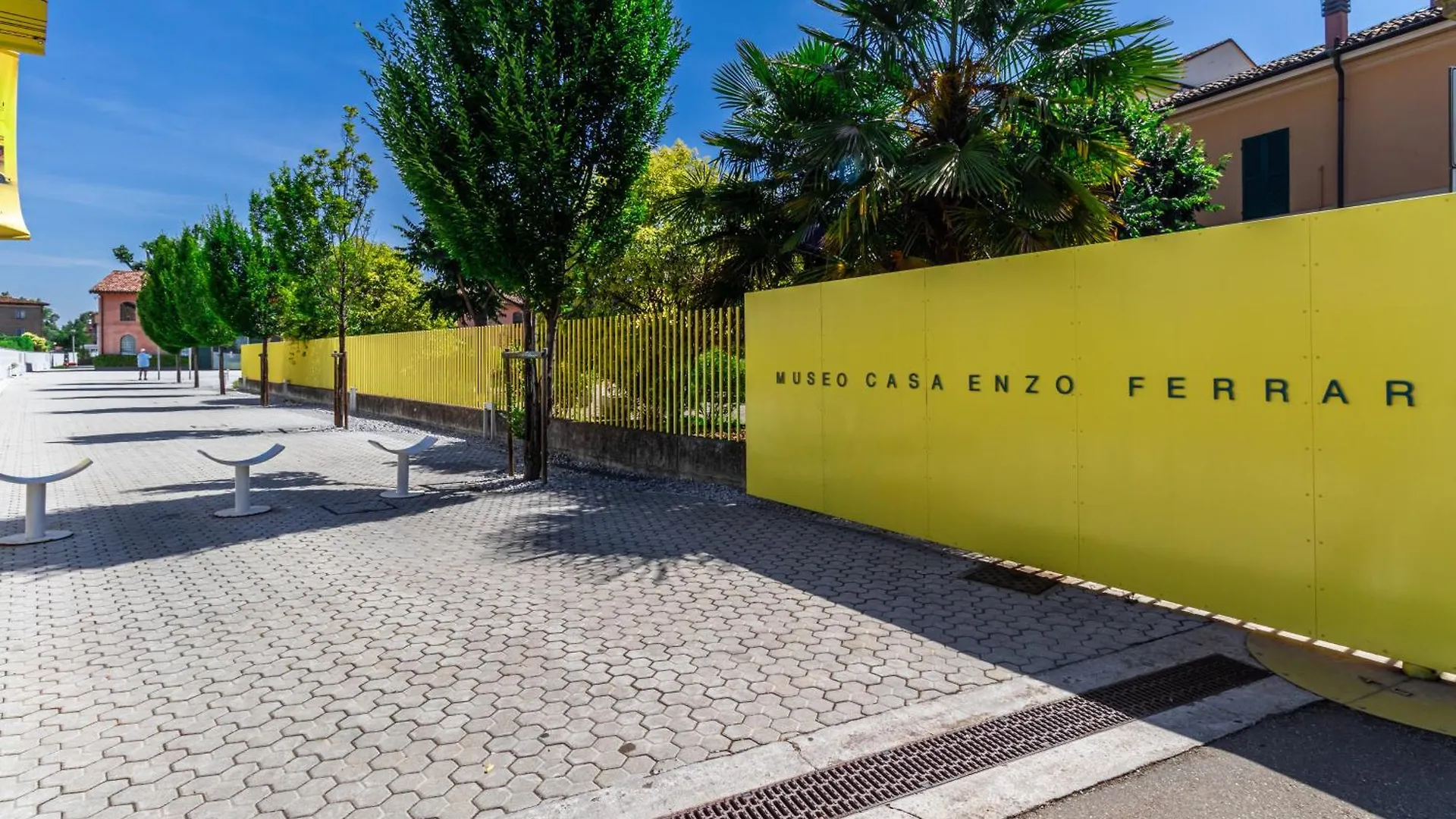 Апартаменты Enzo Ferrari Museum -Wifi, Train Station And Parking Модена Италия